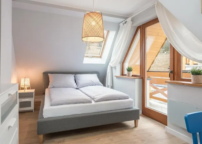 Twoja Pod Niebem Zarezerwuj Na Podhalami Pl Apartman *