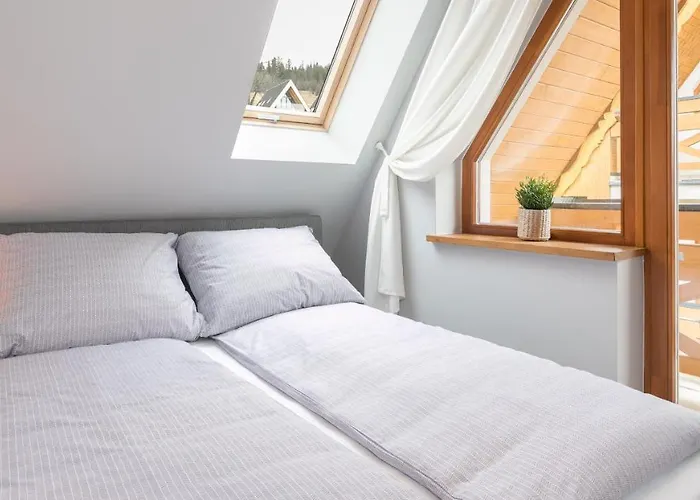 Twoja Pod Niebem Zarezerwuj Na Podhalami Pl Apartman *
